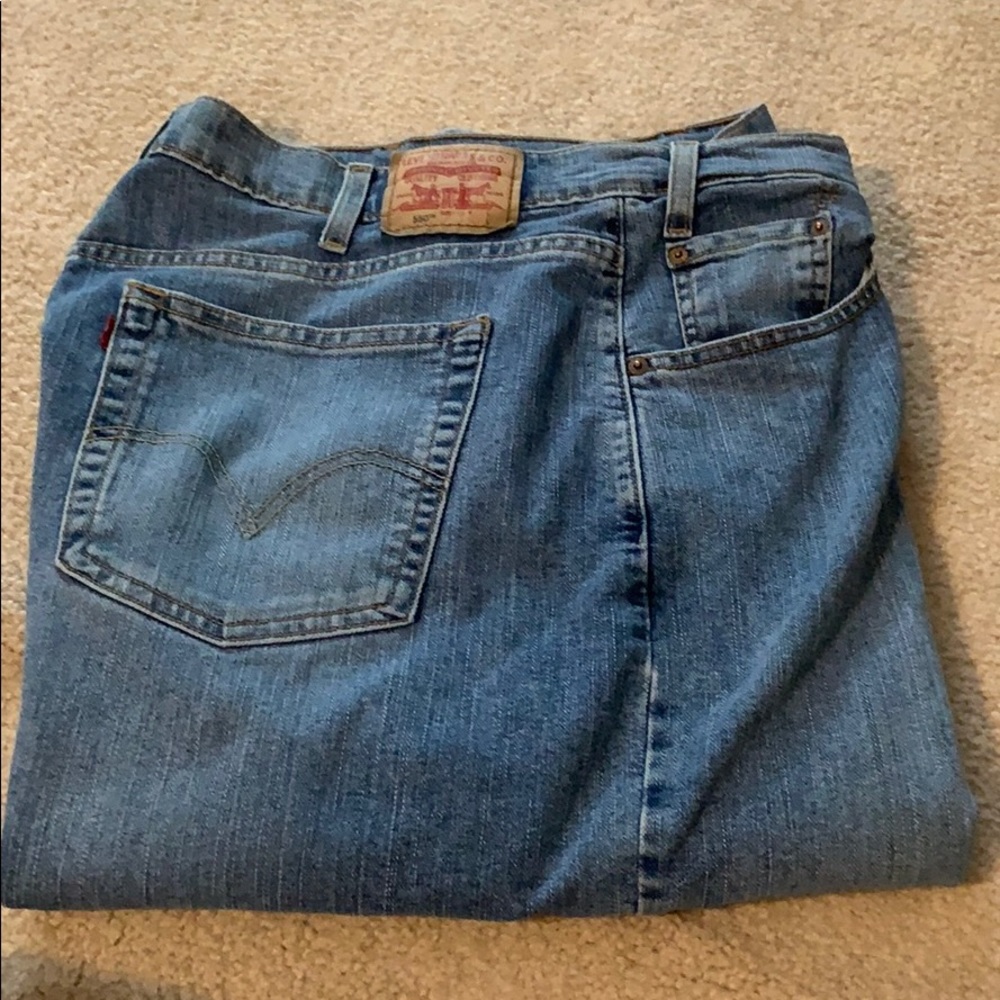 Levi light wash jean pants